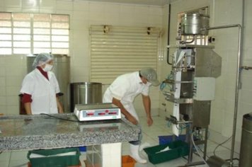 Foto - Funcionamento Piloto da Pasteurização de Leite em Paraguaçu