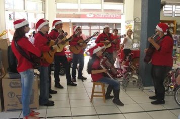 Foto - Ponto de Cultura levanto EnCantos de Natal pelas ruas da cidade
