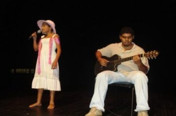 Foto - 1º Jovem Canta