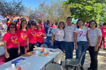 Foto - Caminhada da Associação do Câncer reforça conscientização em Paraguaçu Paulista 