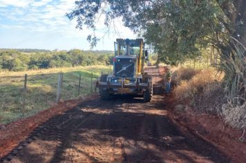 Departamento de Obras segue realizando manutenção e melhorias em estradas rurais de Paraguaçu Paulista