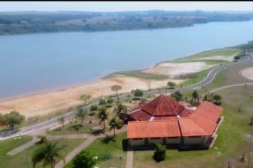 Grande Lago de Paraguaçu Paulista é opção de lazer para curtir os dias de calor
