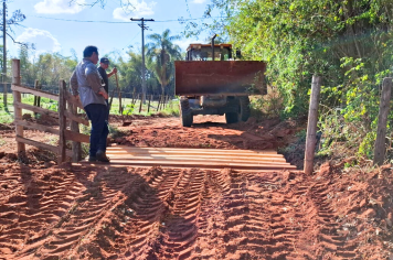 Prefeitura reconstrói mata-burros e melhora tráfego no prolongamento da Av. Campo Grande