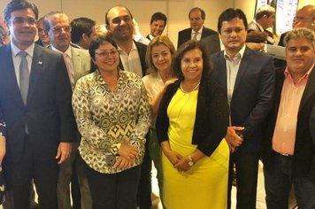 Prefeita participa de encontro “Conversando Com Quem Faz a Diferença” com o vice-governador Rodrigo Garcia