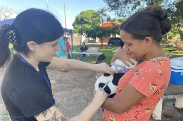 Saúde promove vacinação contra a raiva para cães e gatos nesta sexta-feira