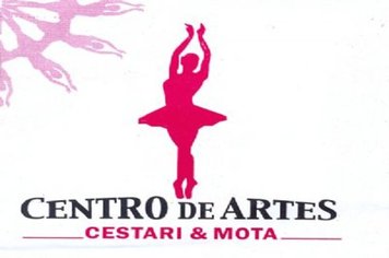 Escola de dança Cestari & Mota realiza apresentação no Cine Teatro