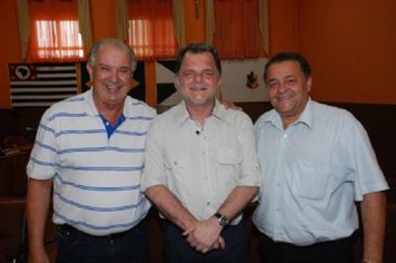 Prefeito Ediney consegue verba para a reforma do Pronto Socorro de Paraguaçu