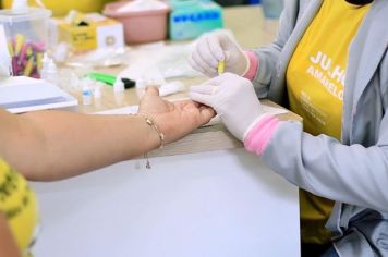 Julho Amarelo - Departamento de Saúde promove testagem de hepatites virais na Unidade Popular