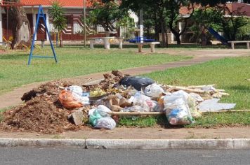 Indignação: Vandalismo e irresponsabilidade após limpeza da Prefeitura no Conjunto Aldo Paes Leme