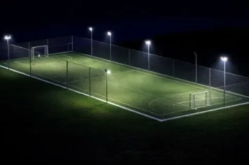 Campo de Conceição de Monte Alegre entra em fase de testes com nova iluminação e amplia esporte noturno