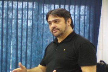 Merlim estréia programa na internet – TV Infoco