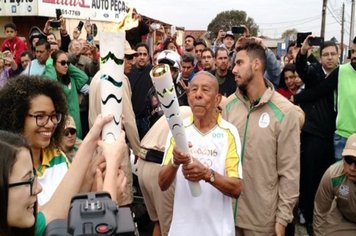 Em dia histórico Paraguaçu recebe a Tocha Olímpica