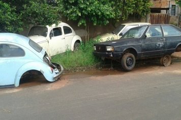 Guarda Municipal desenvolve ação contra carros abandonados nas ruas de Paraguaçu