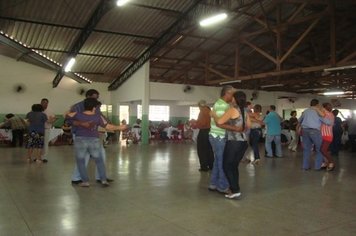 Banda Sanfona de Ouro anima o bailão do CCI na próxima sexta-feira