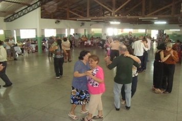 Bailão do CCI será animado pela Banda Atração na próxima sexta-feira