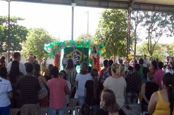 Escolas e entidades comemoram o Dia da Bandeira em Paraguaçu Paulista com eventos e atividades cívicas