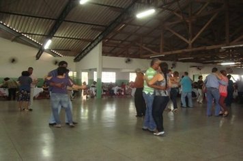 Bailão do CCI será animado pela Banda Atração na próxima sexta-feira