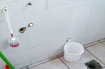 Vandalos atacam e algumas casas do novo conjunto viram caso de polícia em Paraguaçu