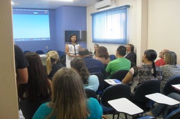 Prefeita participa de abertura de curso na Santa Casa