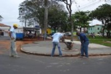 Praça da Fonte Luminosa continua recebendo melhorias