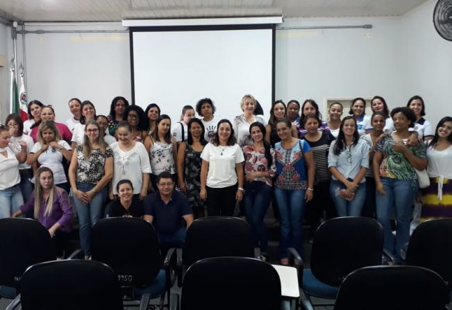 Saúde de Paraguaçu celebra o Dia do Enfermeira e do Assistente Social
