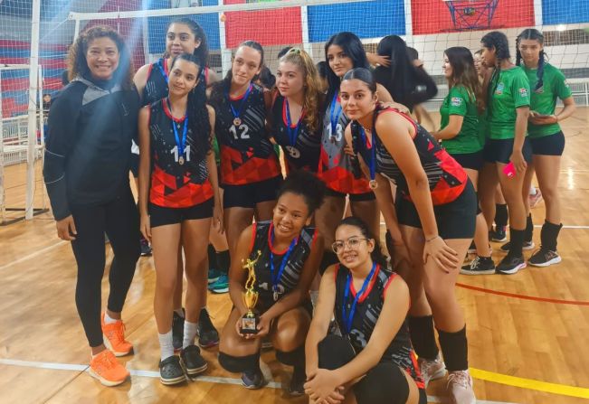 Vôlei Feminino volta às quadras e traz ótimo resultado para Paraguaçu Paulista