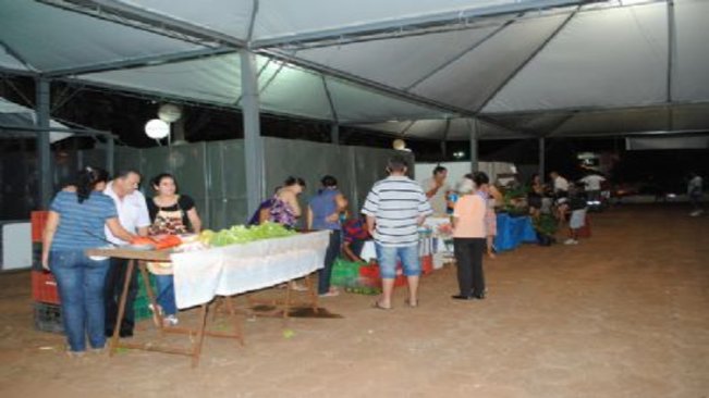 Feira da Lua é inaugurada com sucesso em Paraguaçu e será realizada novamente na semana que vem