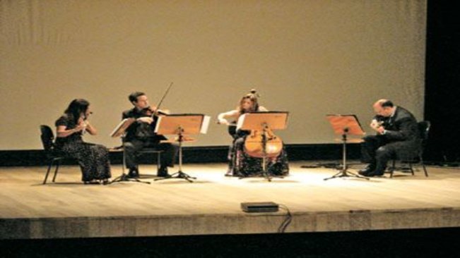 Circuito Cultural do Sesi traz Quarteto Carobamdé a Paraguaçu Paulista