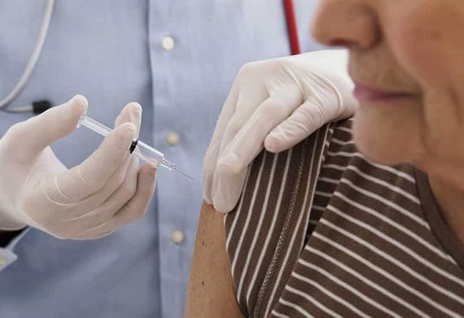Vacina da gripe está em falta; novo lote de vacinas deve chegar na quinta-feira