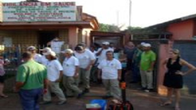 Equipe de Paraguaçu declara “guerra” contra a dengue também em Cândido Mota