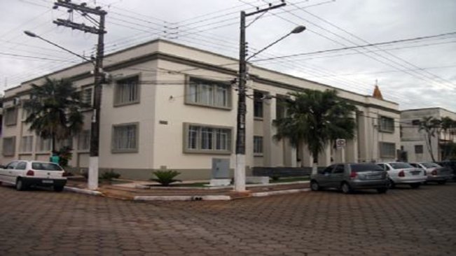 Educação Municipal de Paraguaçu convoca classificados e prepara início do ano letivo de 2015