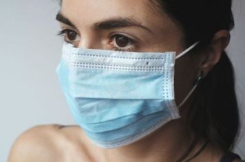 Novo protocolo do Ministério da Saúde indica máscara para quem não tem sintoma do coronavírus