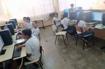 Para a volta às aulas, Prefeitura investe quase 300 mil reais em tecnologia para a Educação municipal