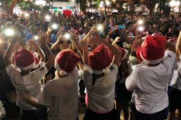 Com Praça da Matriz lotada, Cantata de Natal emociona