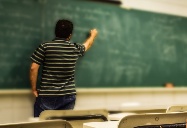 Governo do Estado prevê 400 doses para profissionais da Educação de Paraguaçu 