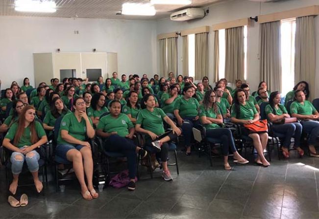 Educação promove capacitação dos AVES com atividades lúdicas e primeiros socorros