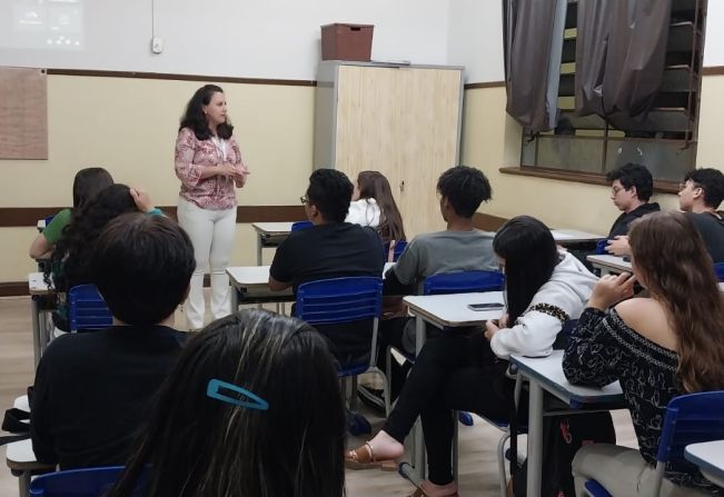 Tem início o Curso Pré-Vestibular EAD gratuito da Unesp em Paraguaçu Paulista